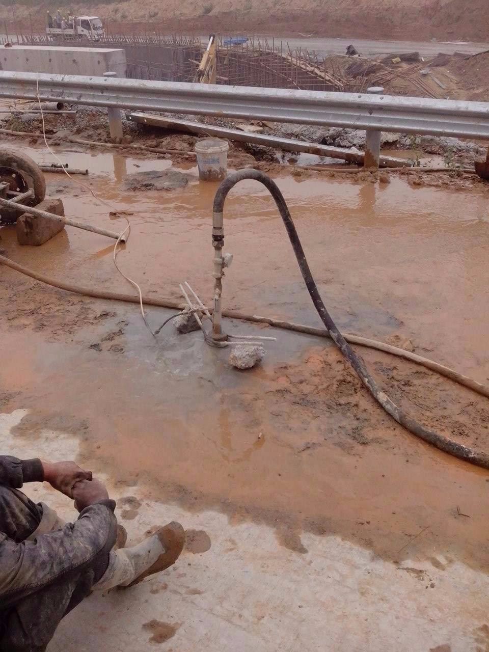 辽中路基压密注浆